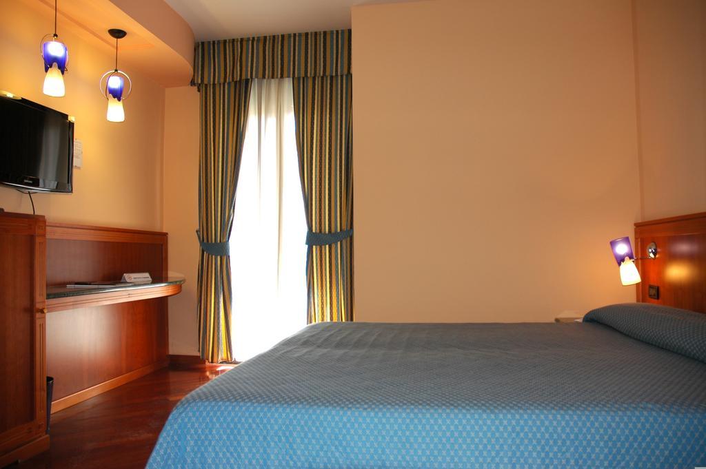 Hotel Michelangelo Palace & Spa Terni Exterior photo